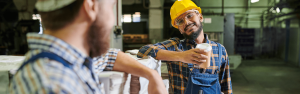 Sfeerbeeld van Care for Coffee koffie op de werkplaats